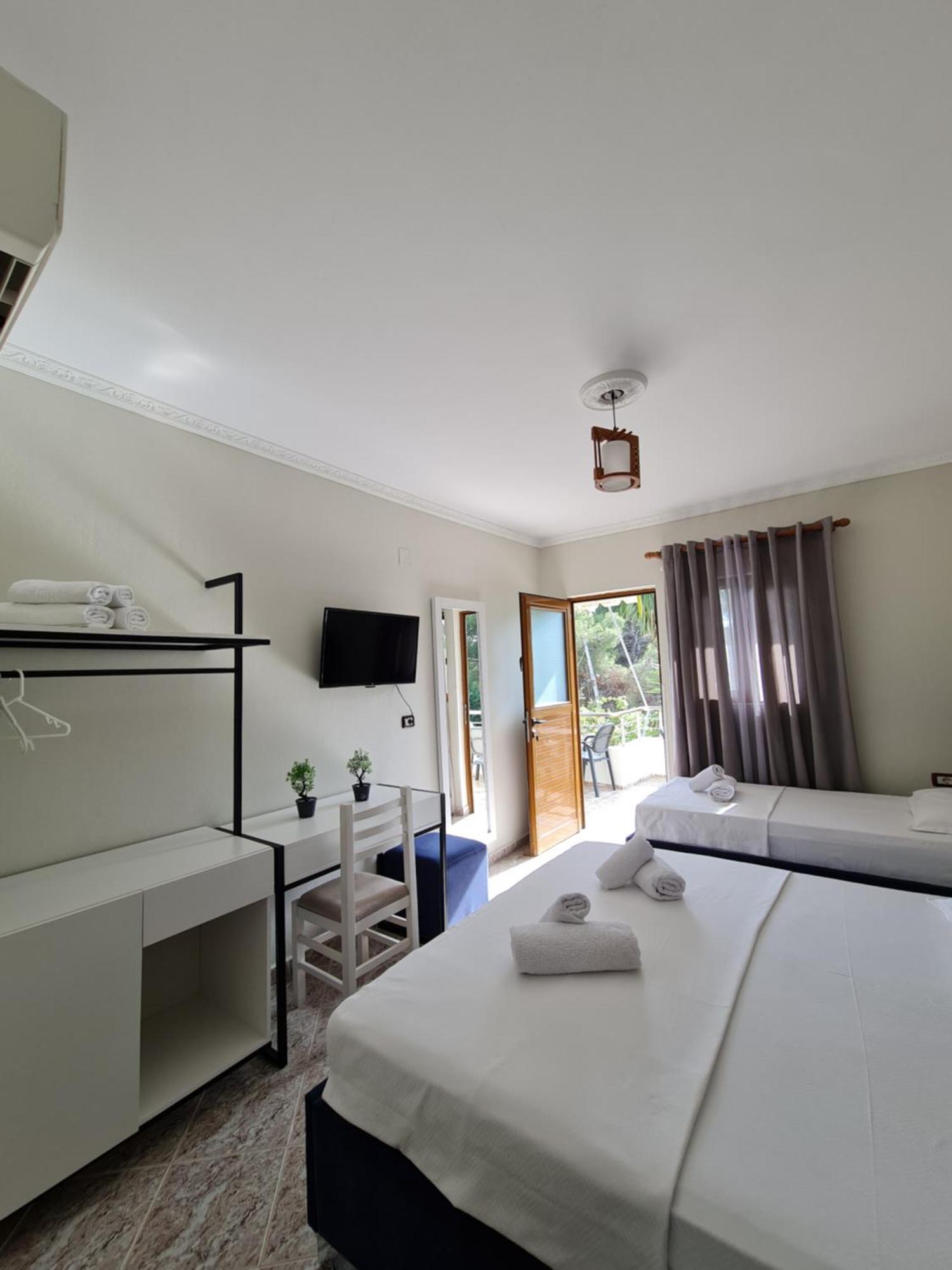 Villa Gezimi Ksamil Szoba fotó