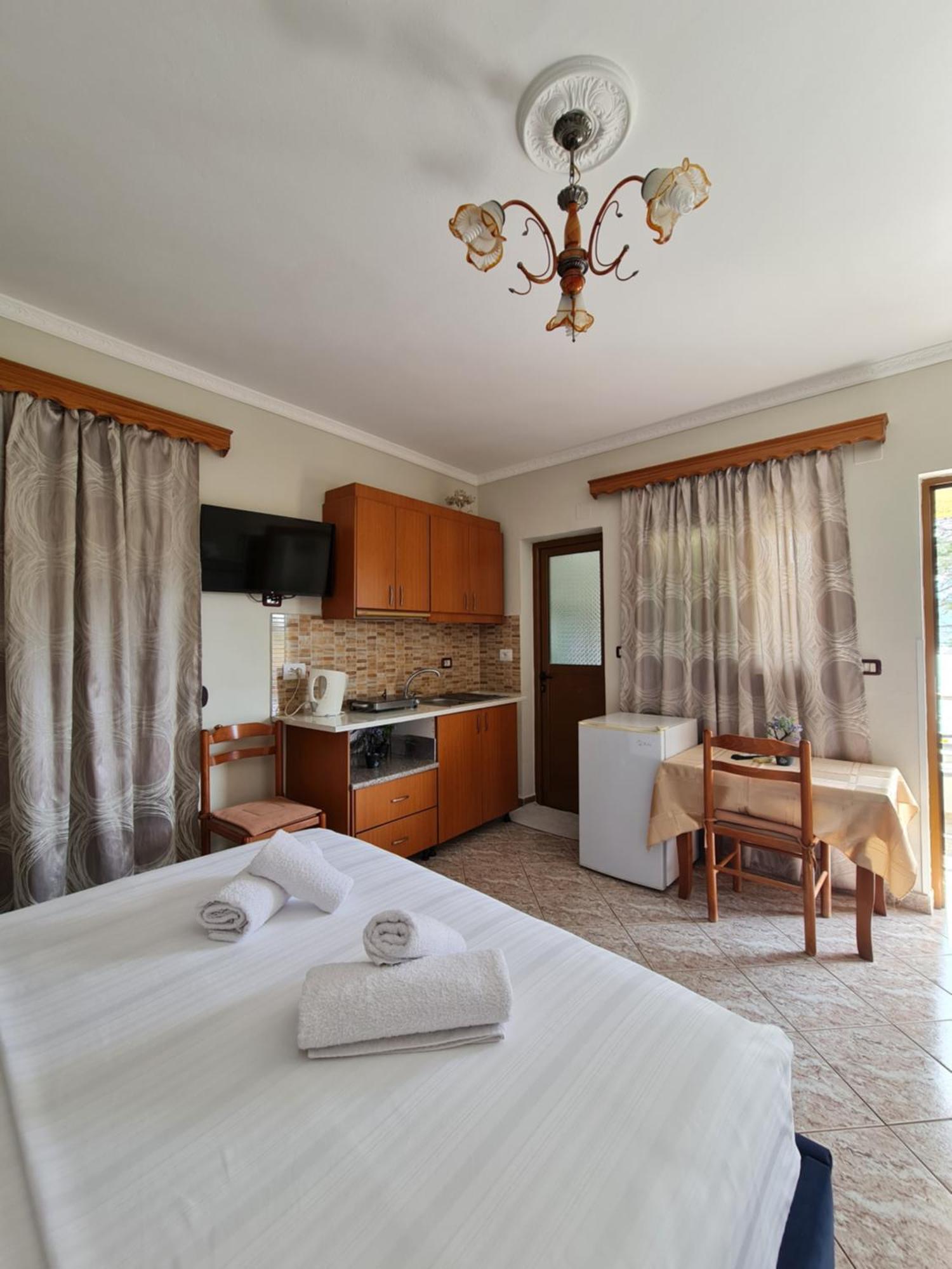 Villa Gezimi Ksamil Szoba fotó